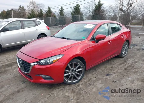 2018 Mazda Mazda3 Touring из США, поврежденный, VIN 3MZBN1V38JM214667